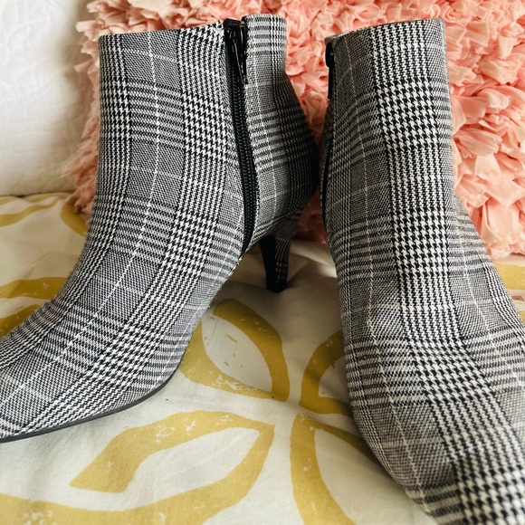 Booties - Picture 1 of 16